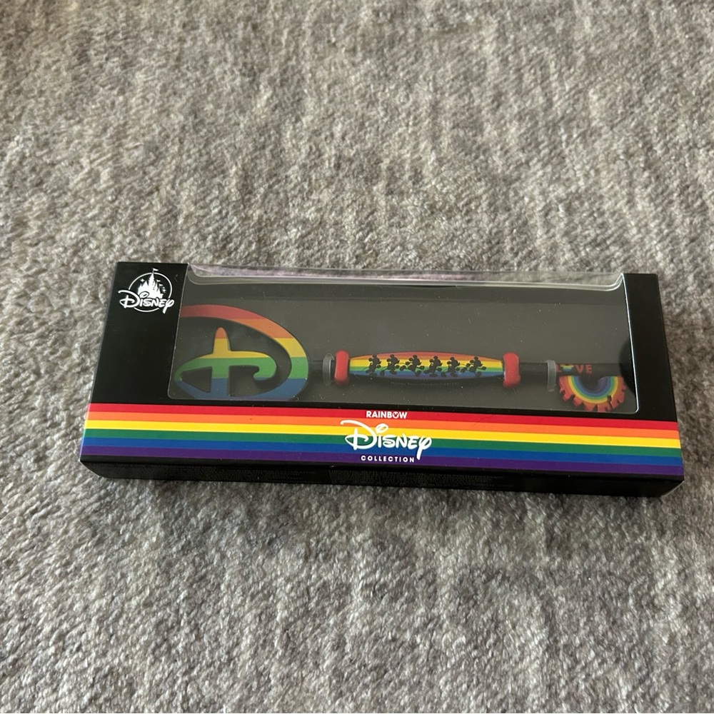 Disney’s Rainbow limited Edition Key